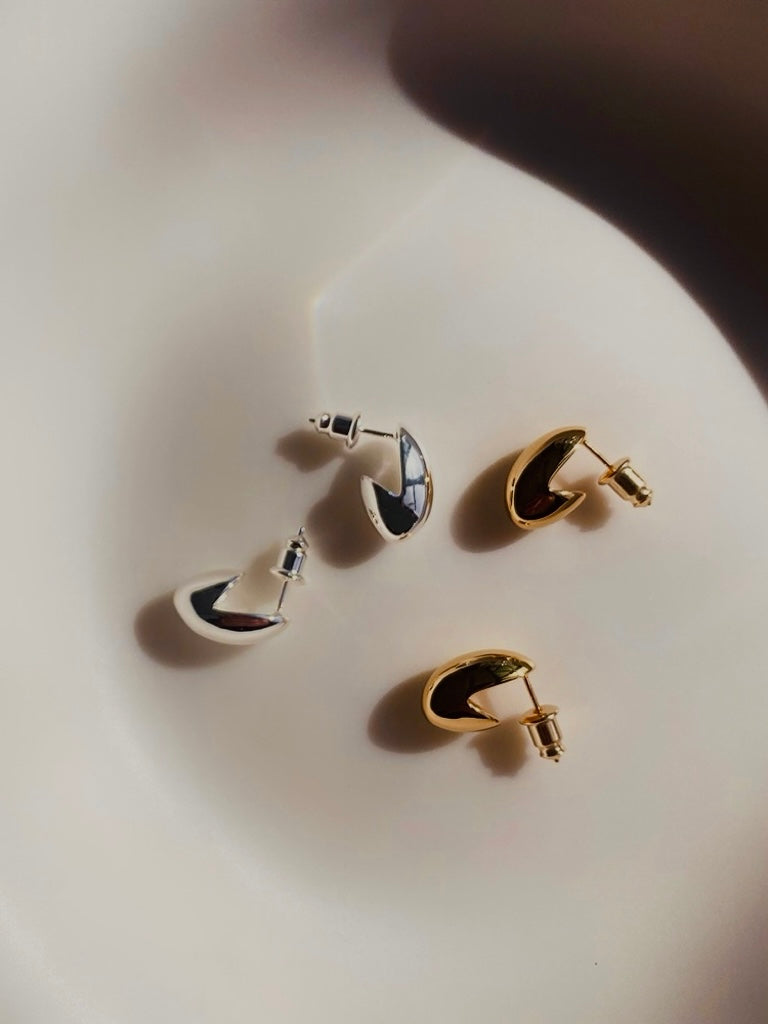 Dome Studs Earrings