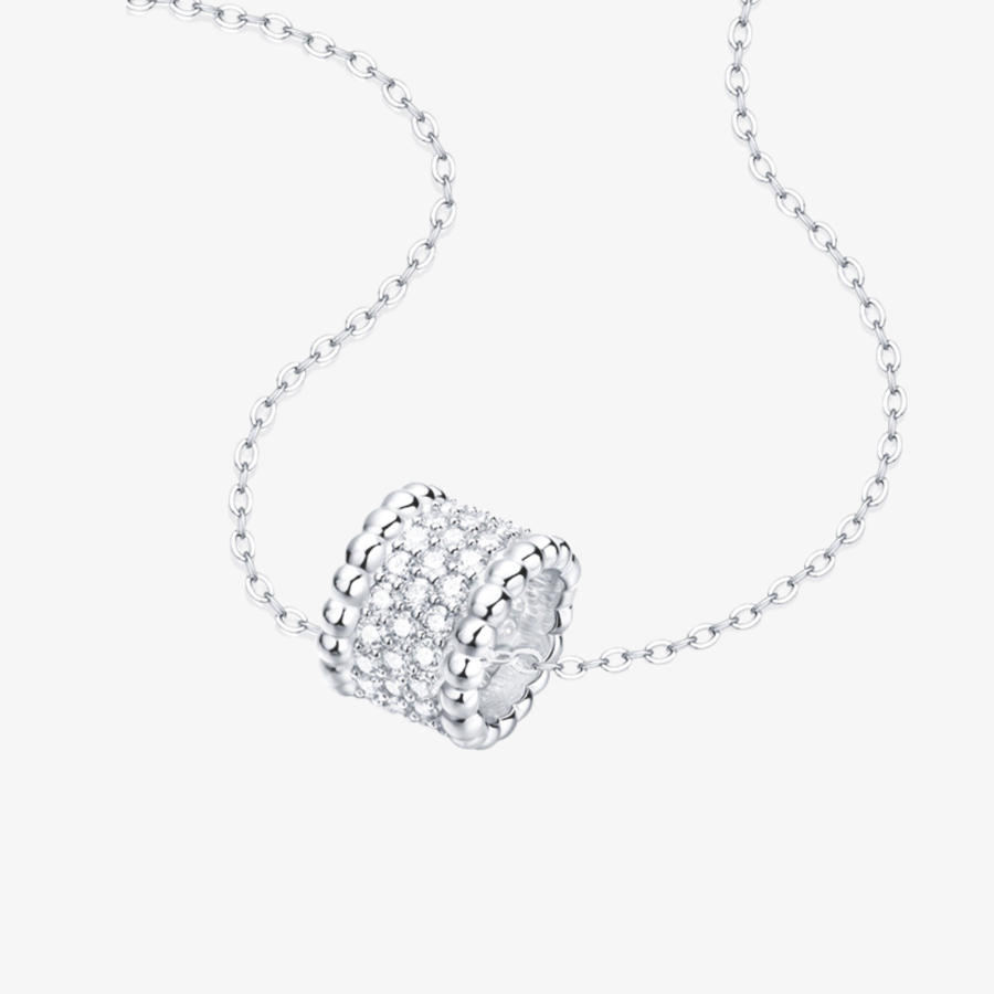 Perlée Moissanite Pendant